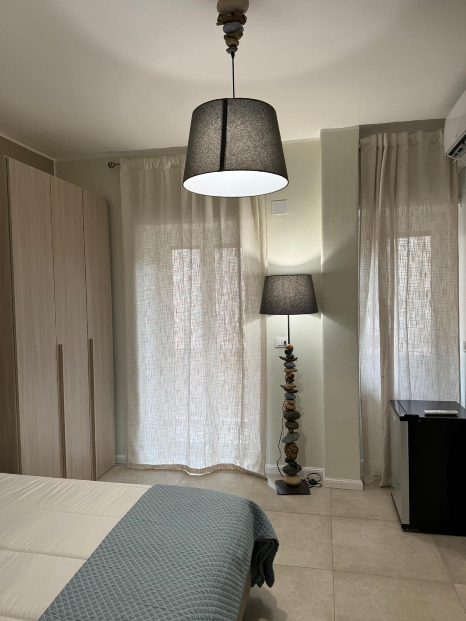 Hotel Dimora Dei Vespri 1 à Catane Extérieur photo