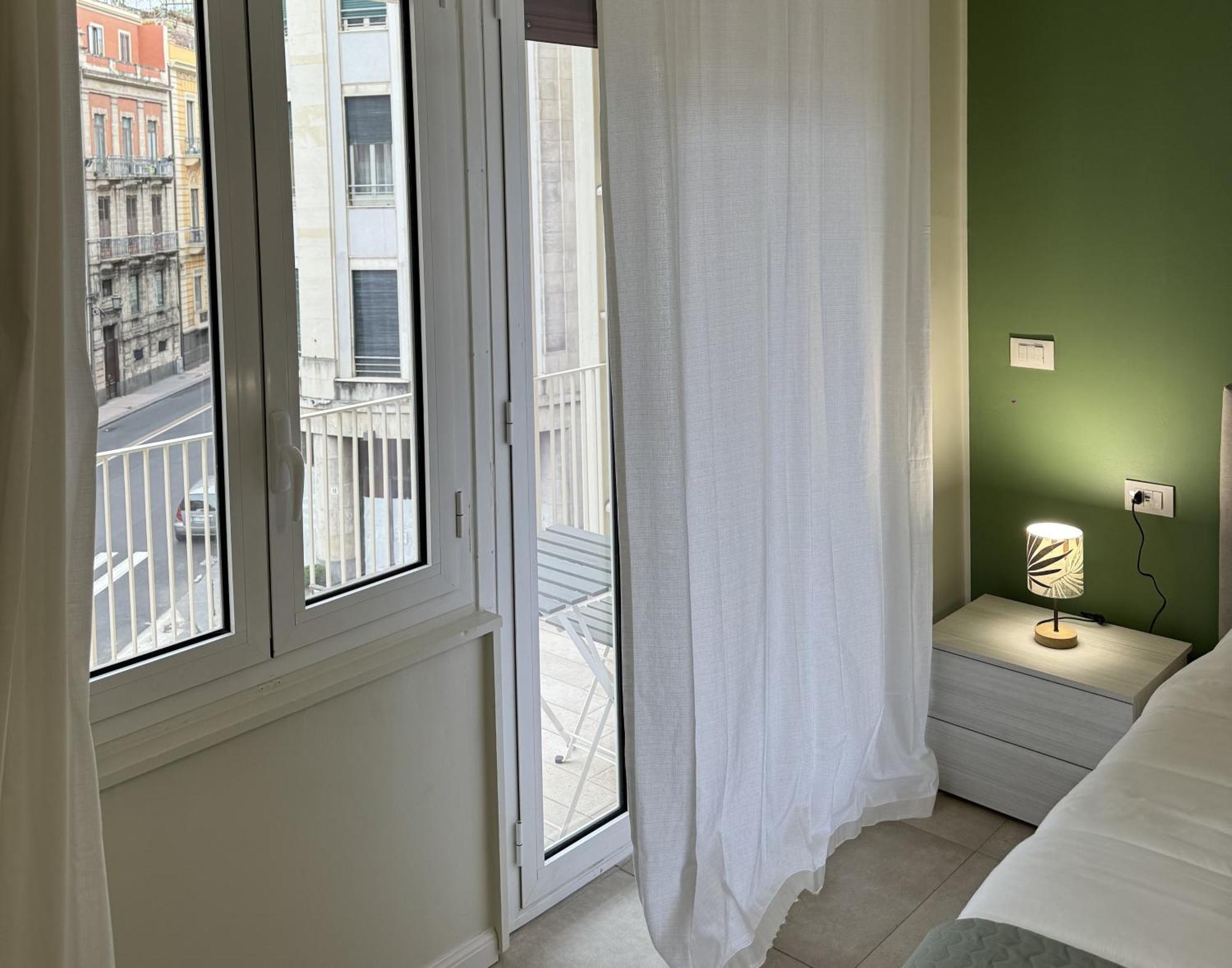 Hotel Dimora Dei Vespri 1 à Catane Extérieur photo