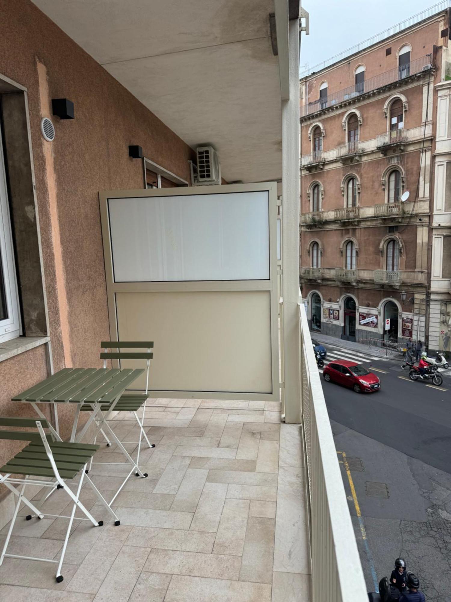 Hotel Dimora Dei Vespri 1 à Catane Extérieur photo